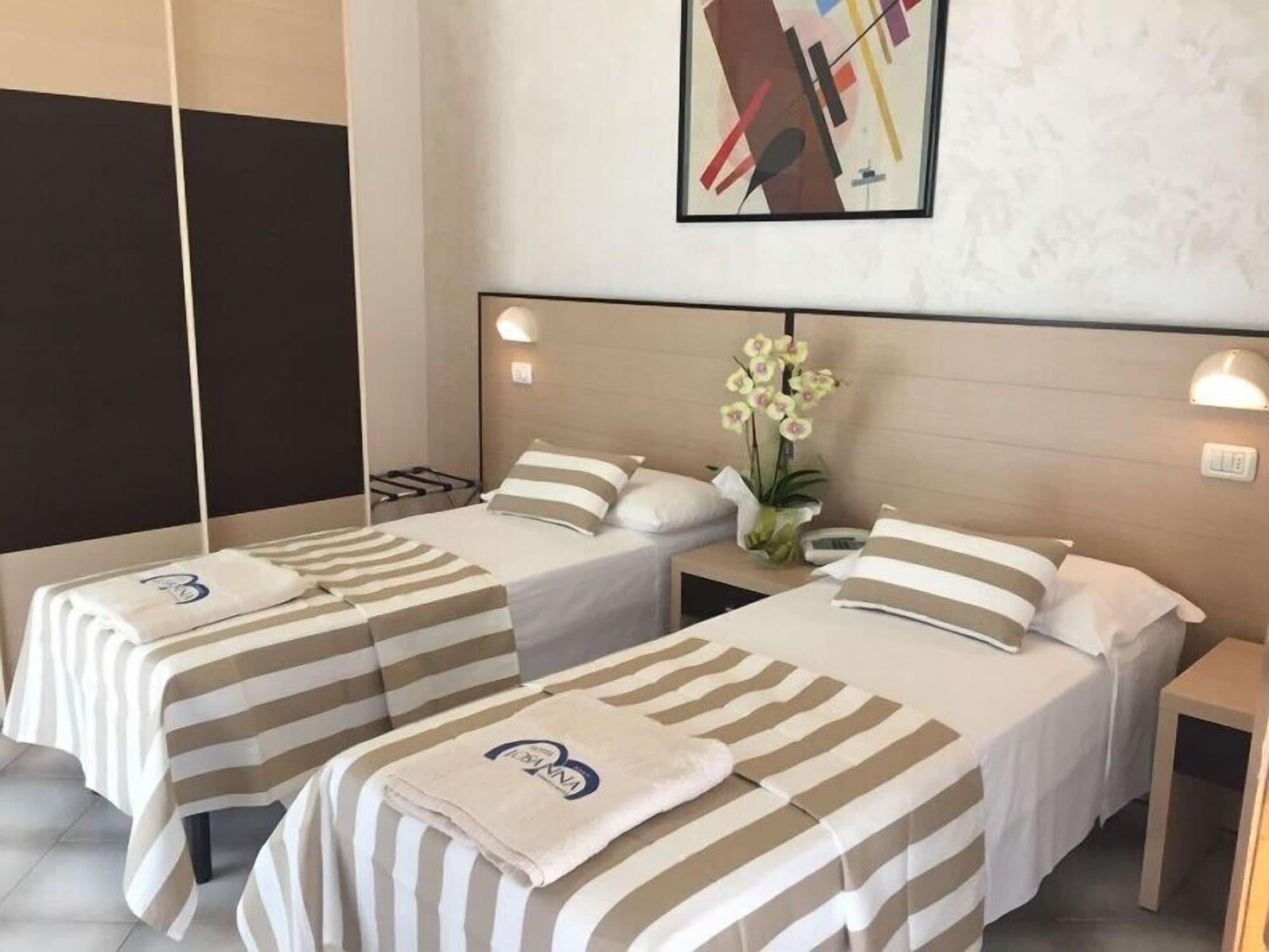 Hotel Losanna Gabicce Mare Eksteriør billede