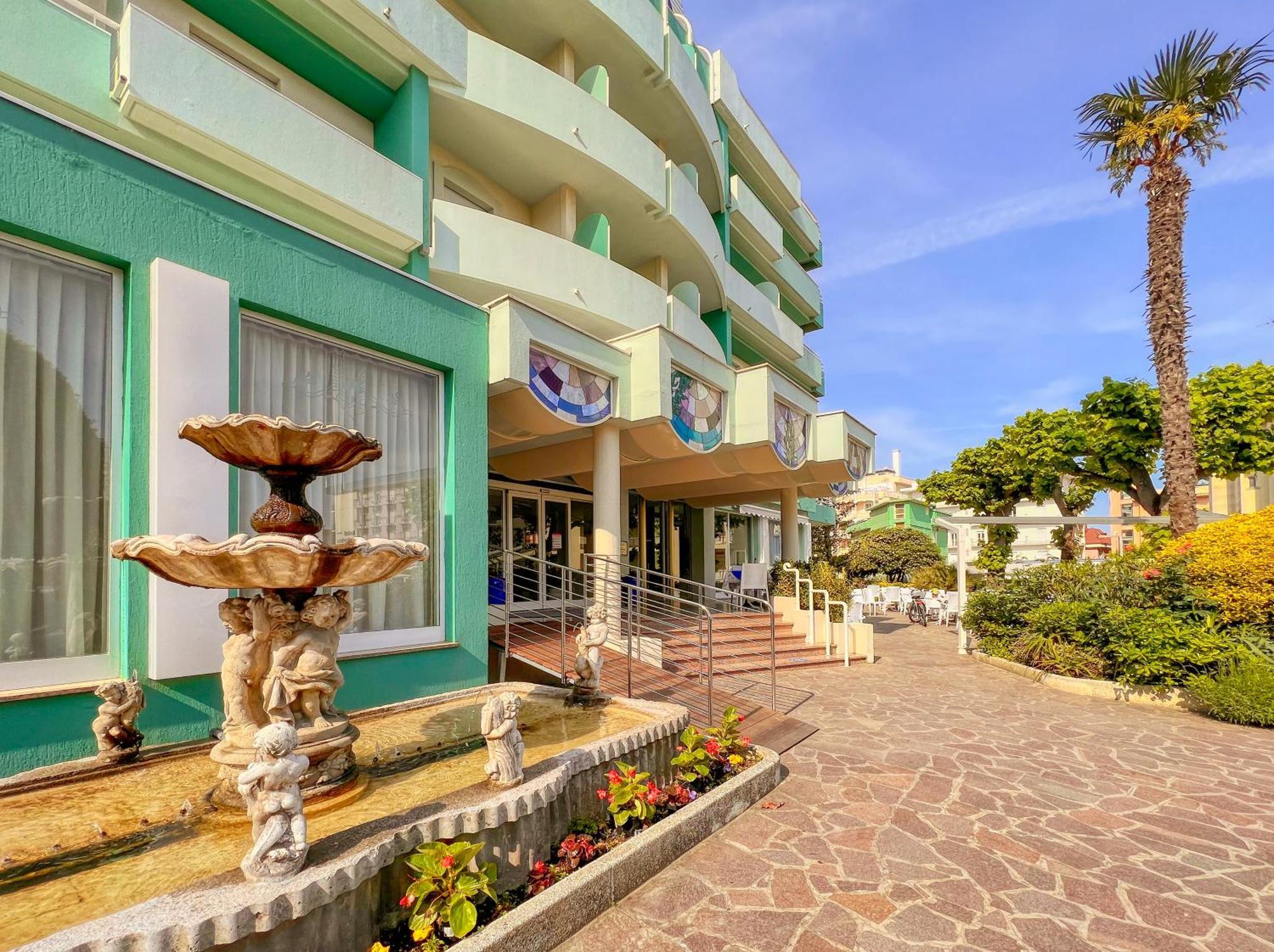 Hotel Losanna Gabicce Mare Eksteriør billede