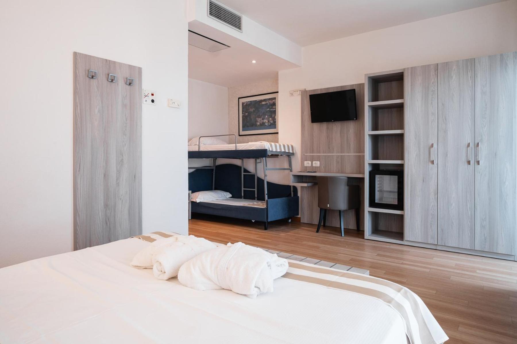 Hotel Losanna Gabicce Mare Eksteriør billede