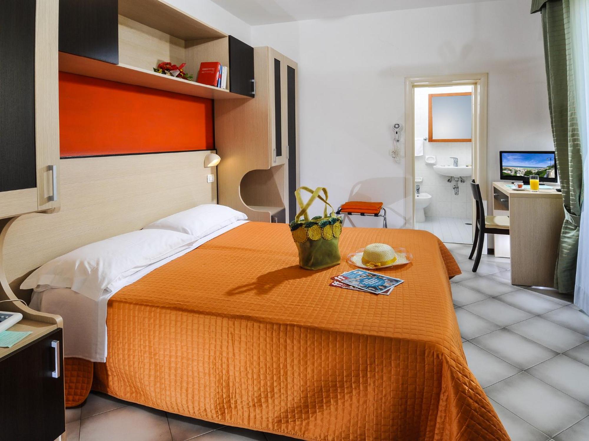 Hotel Losanna Gabicce Mare Eksteriør billede