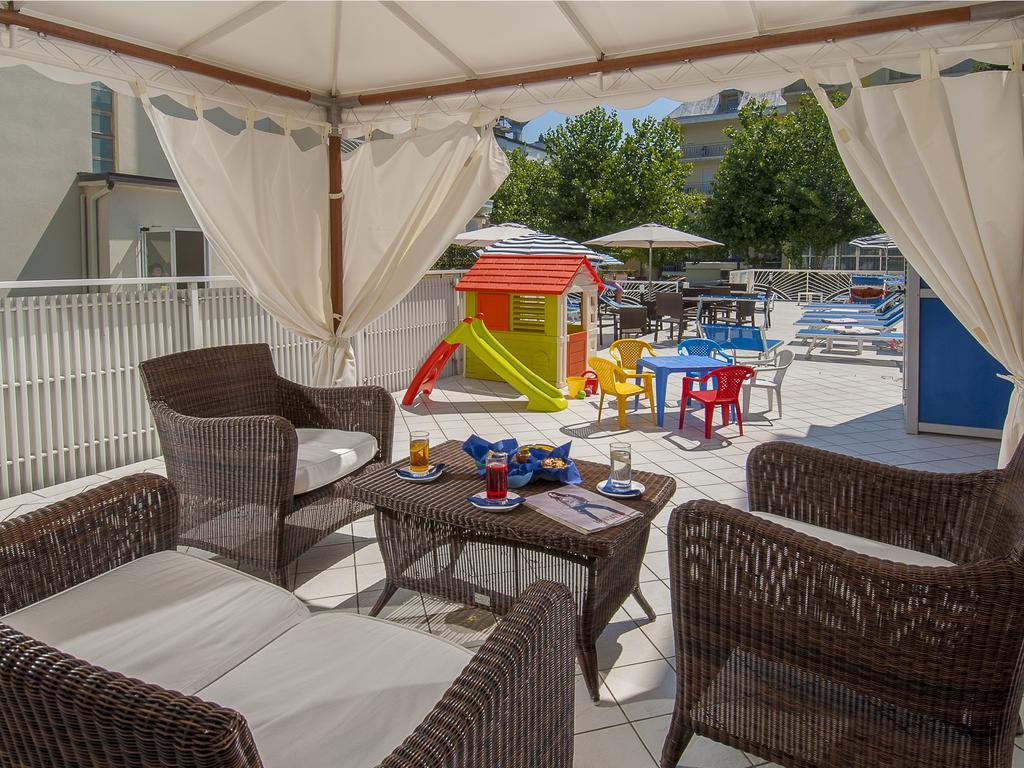 Hotel Losanna Gabicce Mare Eksteriør billede